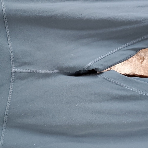 Lululemon set - Picture 5 of 17